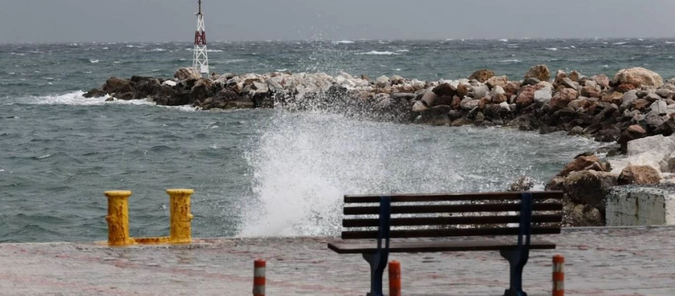 Δεμένα τα πλοία σε Ζάκυνθο, Κεφαλονιά και Ιθάκη